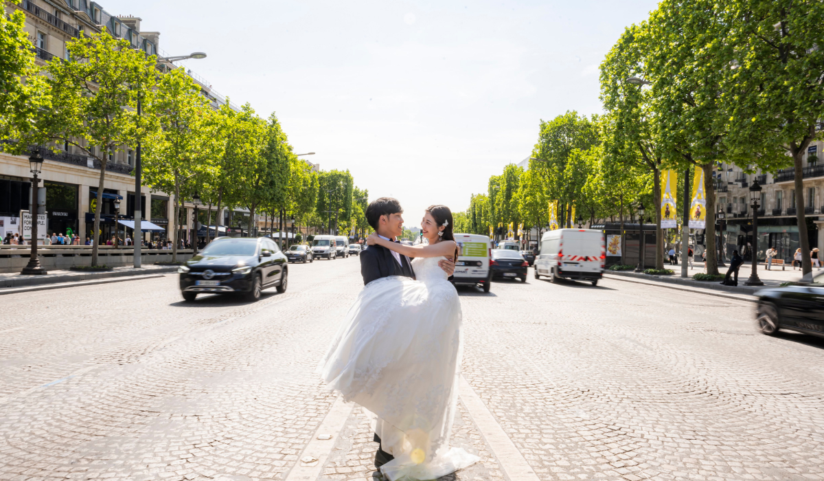 フォトジェニックな街並みで特別なワンシーンを