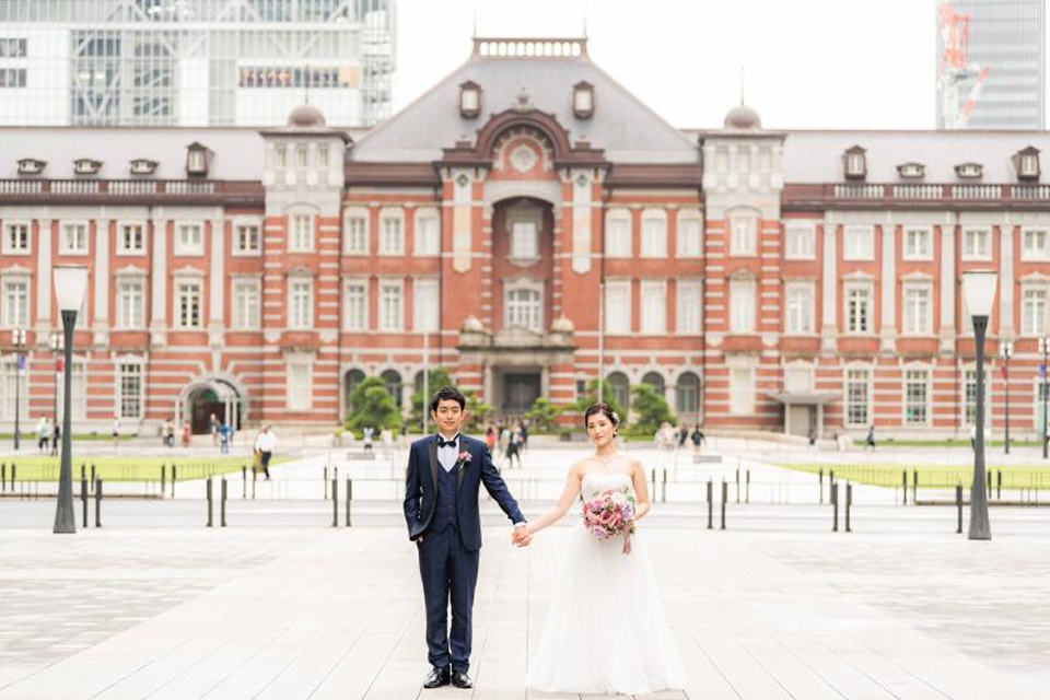 東京駅(昼)¥79,990